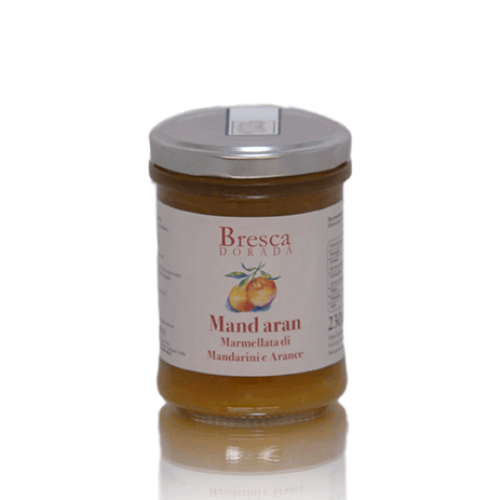 Glas mit Orangen-Mandarinen-Marmelade