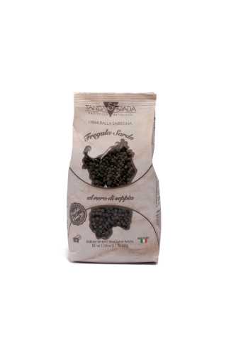 Säckchen mit schwarzen Fregola