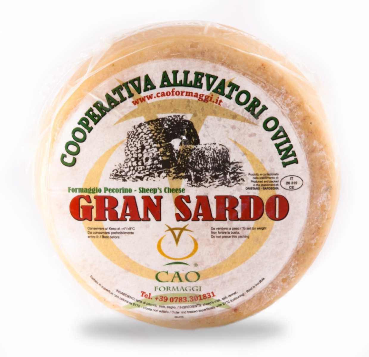 ganzer Laib Pecorino Käse aus Sardinien