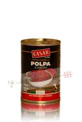 Can with hacked tomatoes